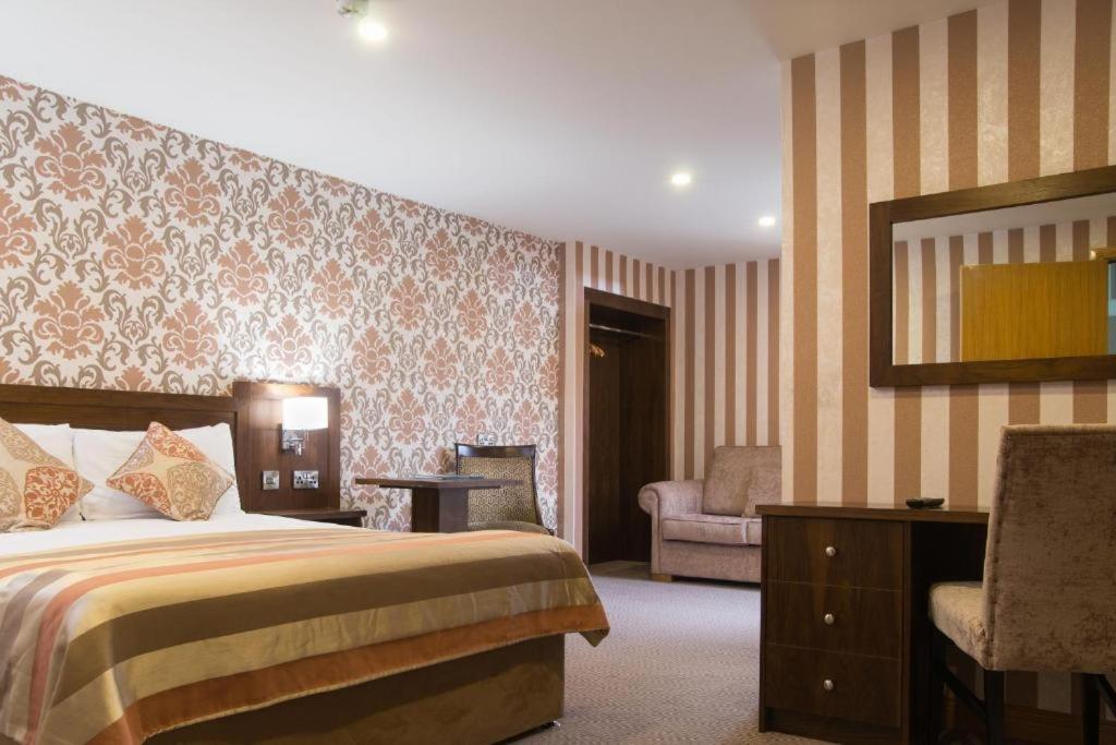 Holyrood Hotel - Leisure Centre & The Spa At Orchids Bundoran Exterior foto